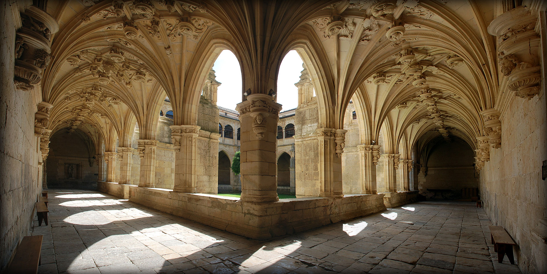 Stage 7: From Burgos To Carrión De Los Condes 24 The 16Th-Century Cloister Of The Monastery Of San Zoilo In Carrión De Los Condes