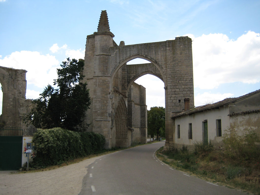 Stage 7: From Burgos To Carrión De Los Condes 5 The Portico Of The Ruined Monastery Of San Antón, With The Camino Passing Underneath