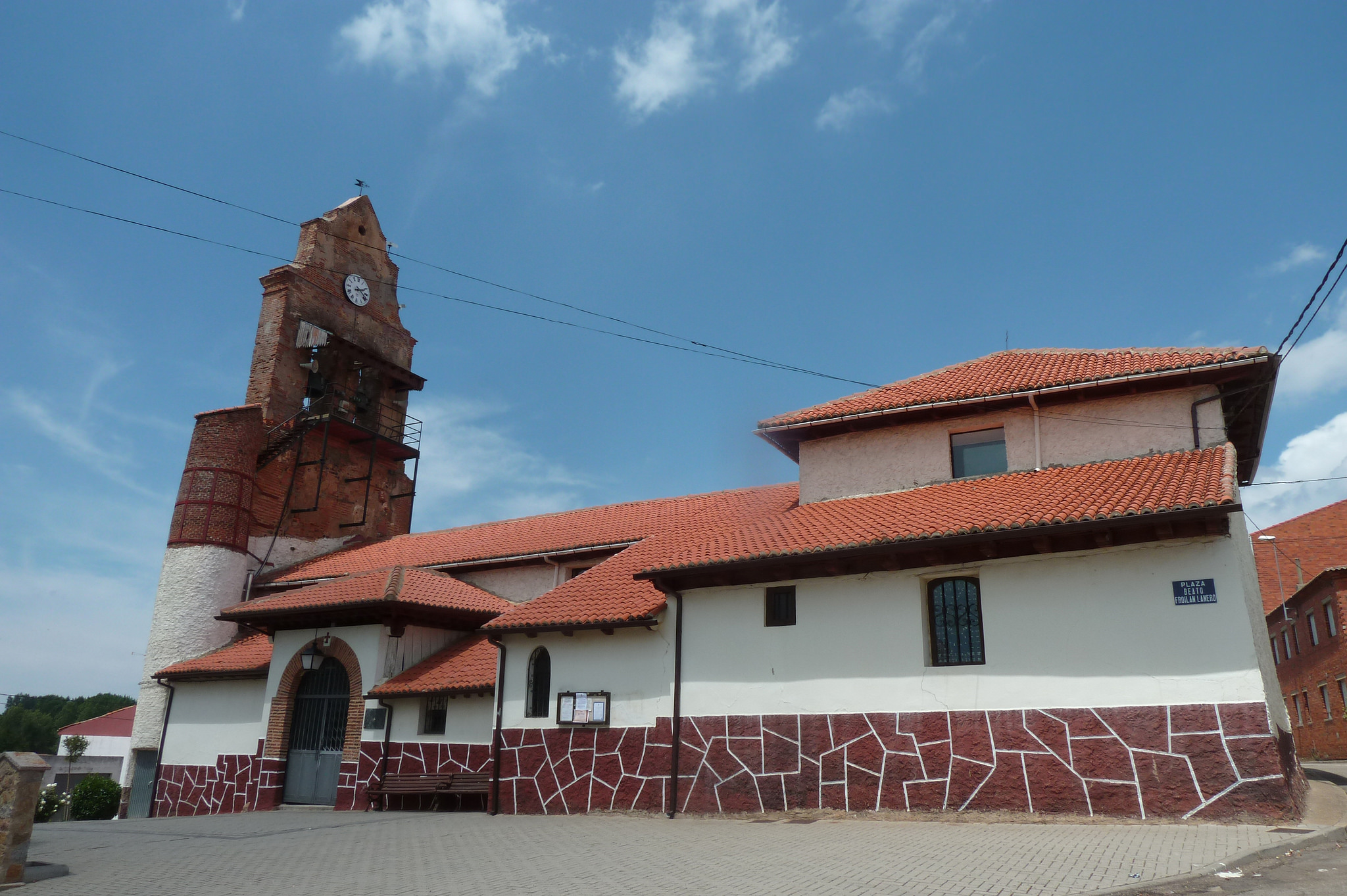 Etapa 9: De León A Astorga 3 A Igreja De Villadangos Del Páramo Na Etapa 9 Do Caminho Francês