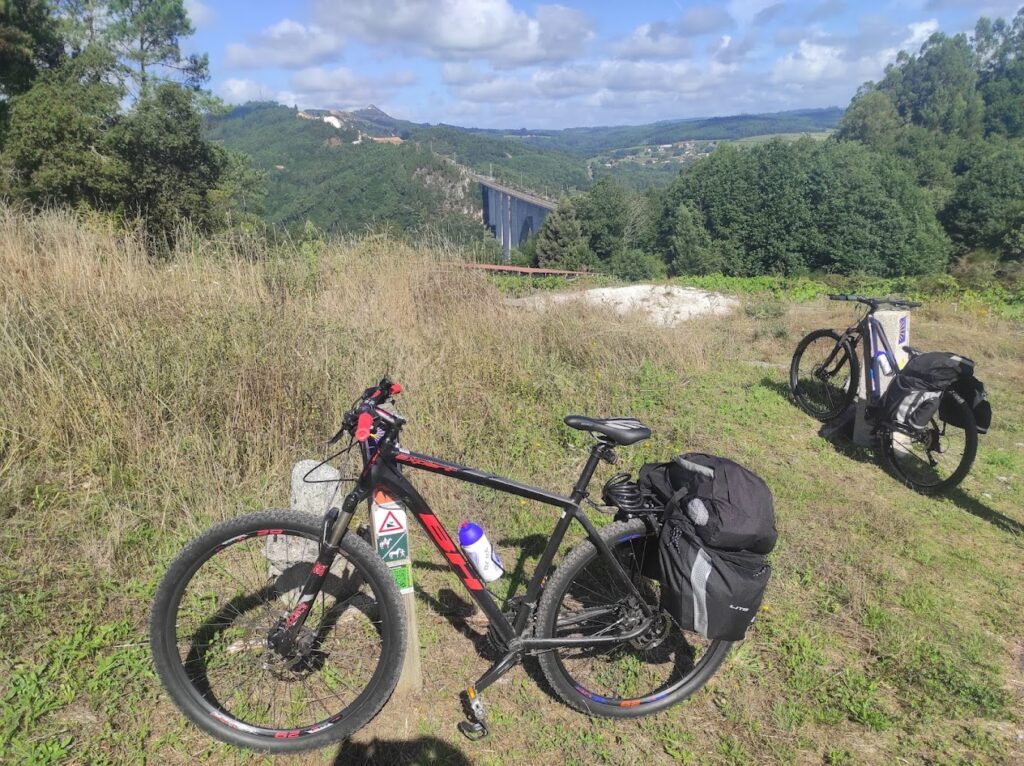 Come Prenotare Bici Su Tournride 7 Foto Geronimo | Noleggio Bici &Amp; E-Bike - Cammino Di Santiago Spagna/Portogallo
