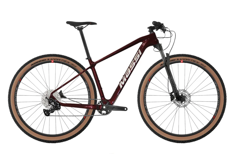 Mountain Bike Hardtail De Carbono Massi Team 29 Elite, Na Cor Bordô, Vista Lateral